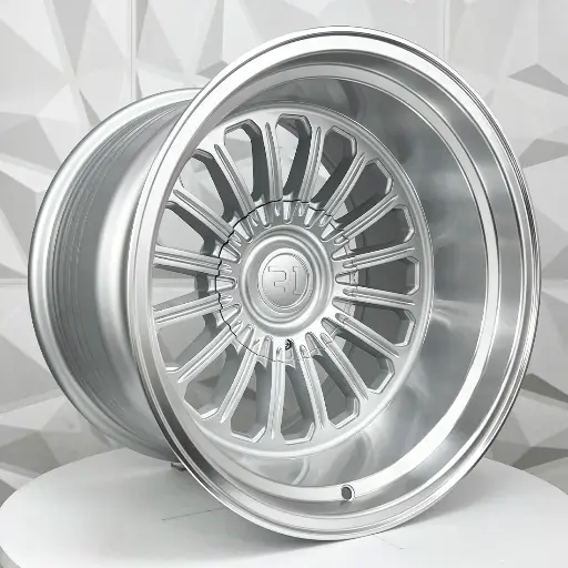 X084 Silver Machine Lip 01.webp