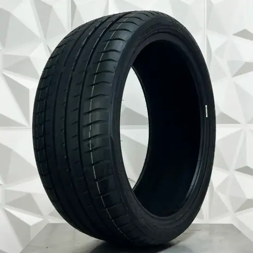 [2154017TH202] LLANTA TALON TH202 215/40R17 TRIANGLE 87Y